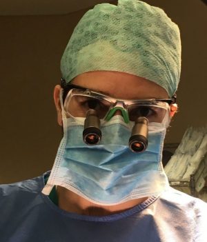 Dr Rogelio Andrés-Luna Equipado para cirurgia